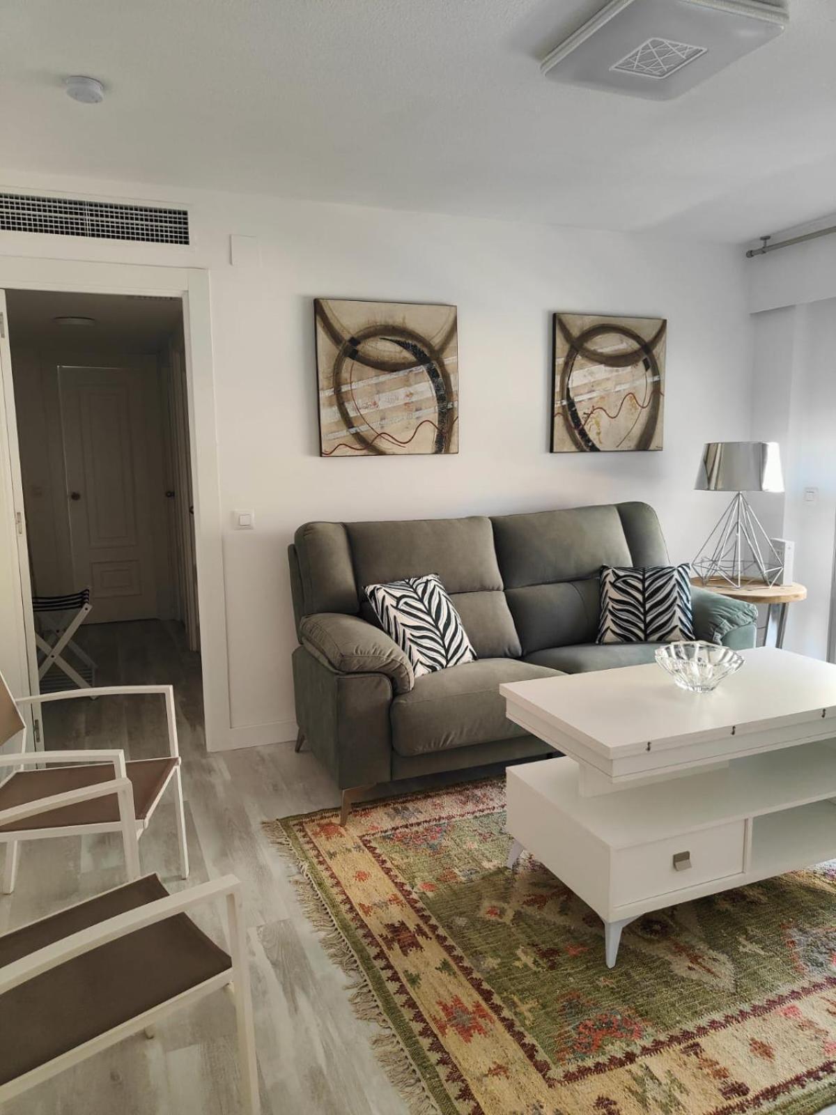 Apartamento Reformado Parking Gratis Santa Justa Sevilla Buitenkant foto