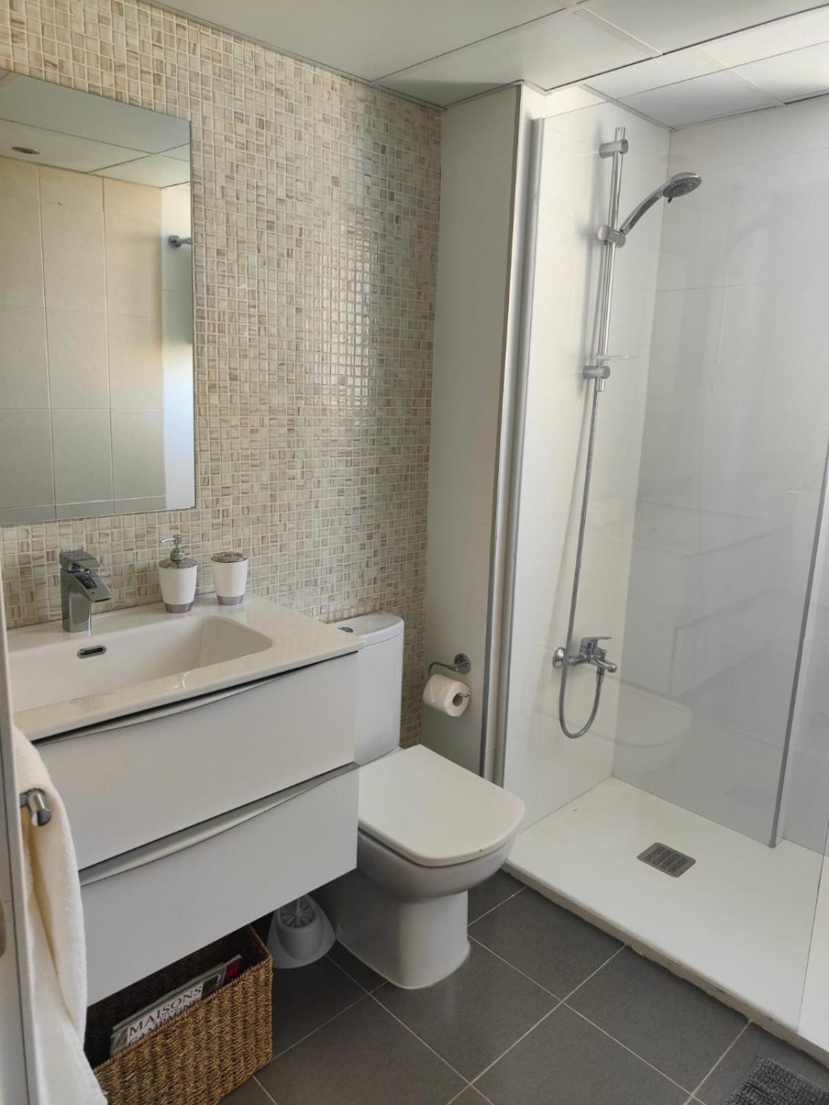 Apartamento Reformado Parking Gratis Santa Justa Sevilla Buitenkant foto