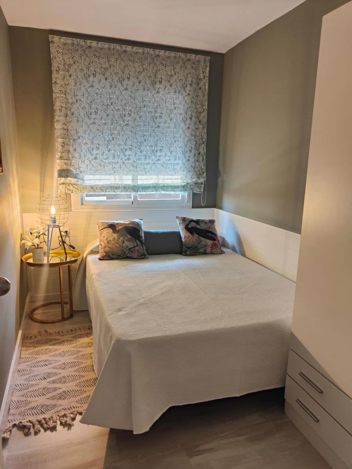 Apartamento Reformado Parking Gratis Santa Justa Sevilla Buitenkant foto