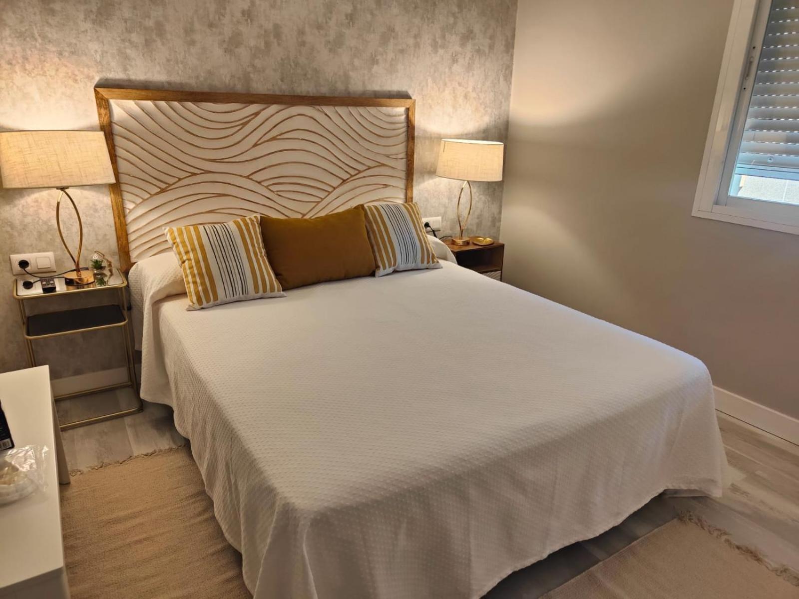 Apartamento Reformado Parking Gratis Santa Justa Sevilla Buitenkant foto